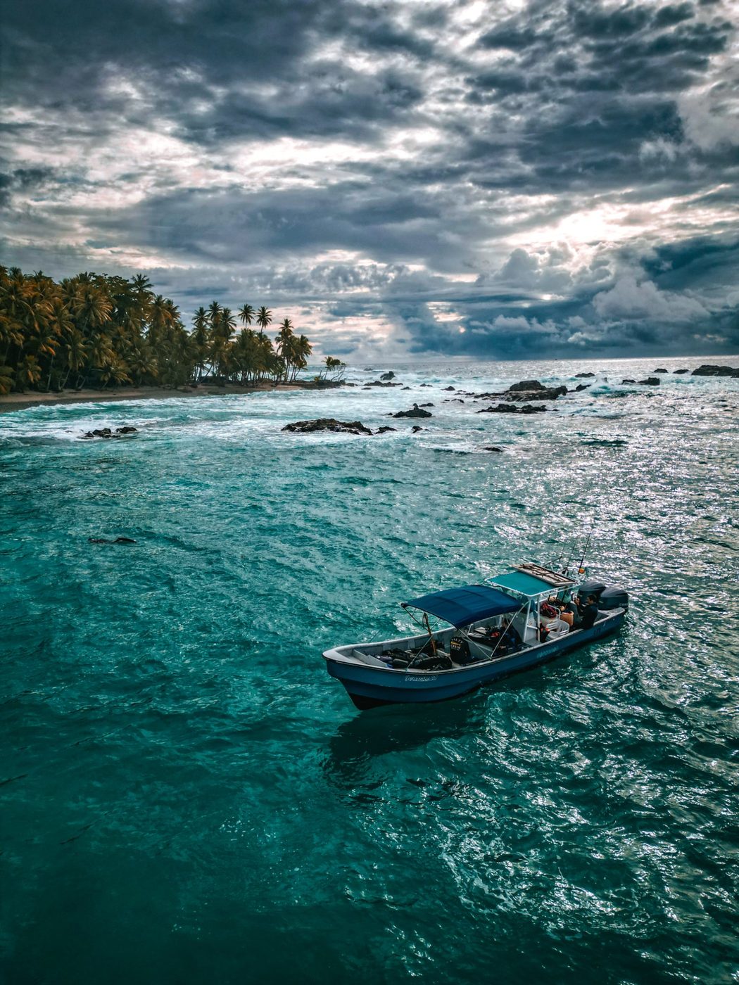 Panga boat fishing Panama